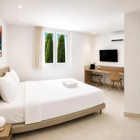 Riverside Toulouse Airport 2-ac-pkg-terrace-wifi-desk-airbus-meett 3*